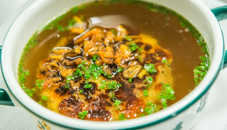 Kaspressknödelsuppe