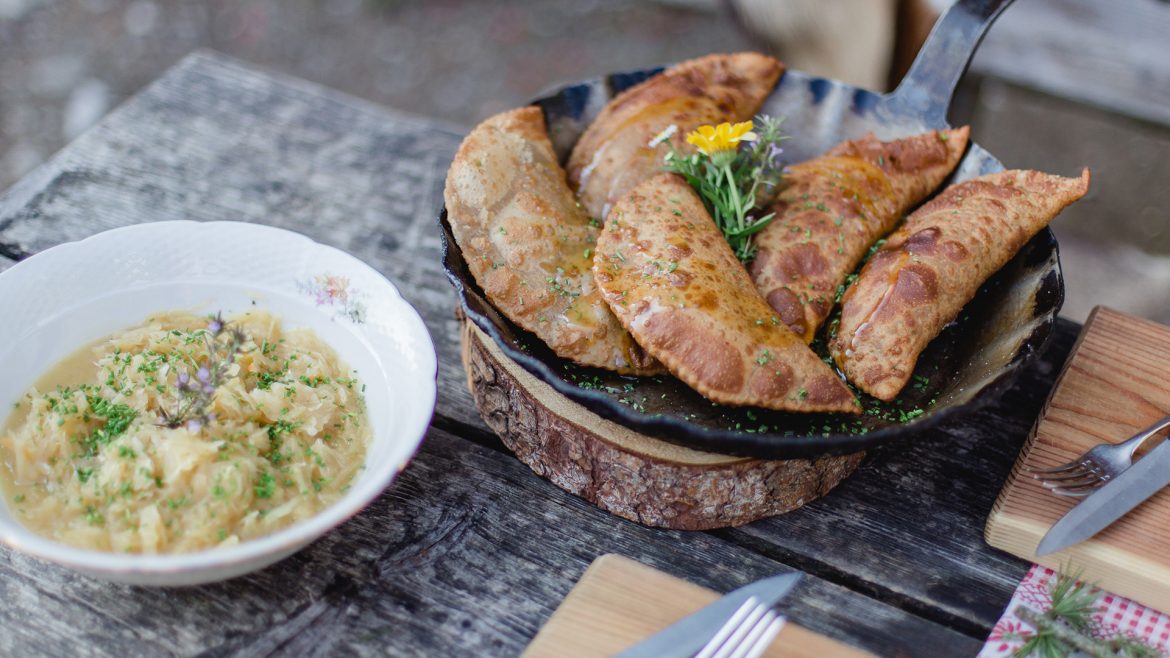 Gefüllte Fleischkrapfen