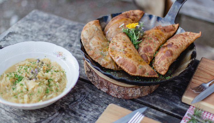 Gefüllte Fleischkrapfen